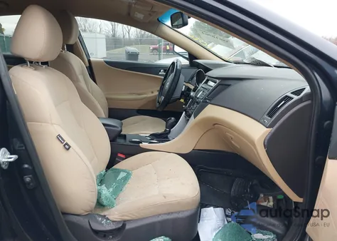 2013 Hyundai Sonata Gls z USA, uszkodzony, nr VIN 5NPEB4AC7DH666636